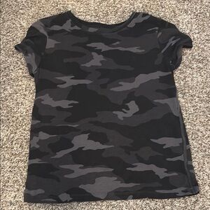 Athleta Kids Camo Tee in Black and Gray